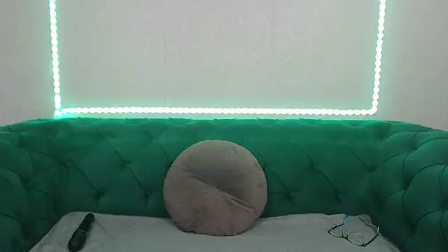 IvanaCharm online show from 02.23.26