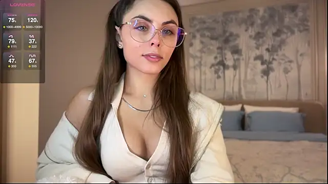 Snapshot of girl_next_door19 chatting on 12.18.25 girl next door19 online show from 12.18.25