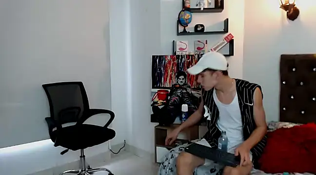 flowers18 online show from 03.11.25