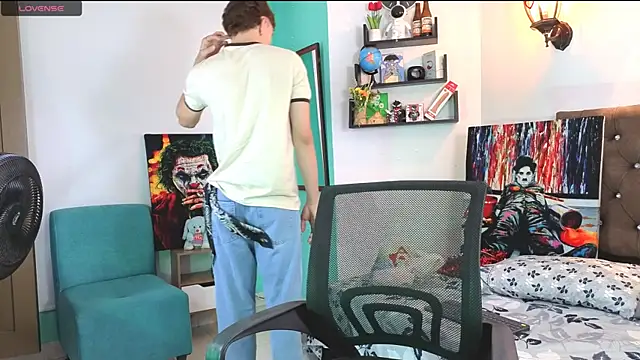 flowers18 online show from 10.03.25