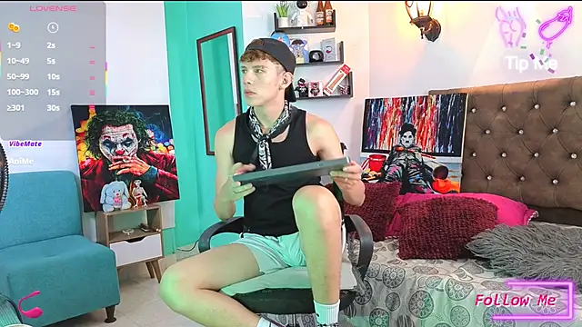 flowers18 online show from 10.08.25