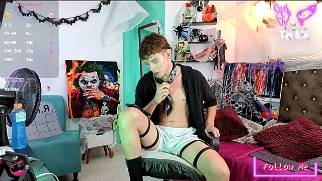 flowers18 online show from 10.16.25