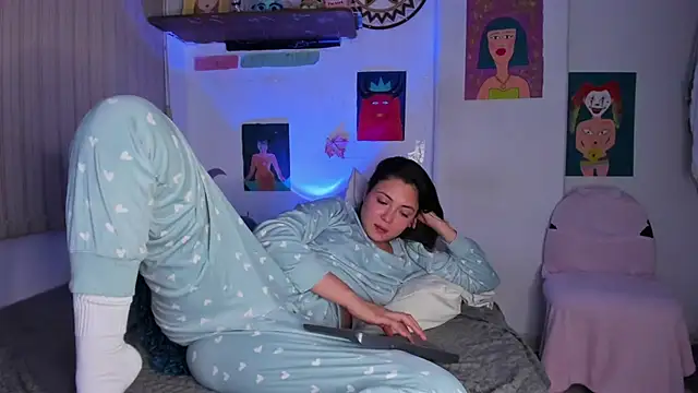 Snapshot of azumi_cutiepie_ chatting on 03.06.25 azumi cutiepie online show from 03.06.25