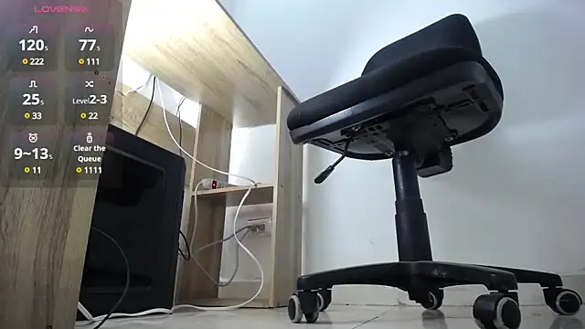 aprhillove online show from 12.19.24