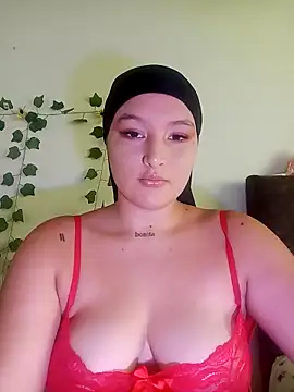 Snapshot of Celeste_camila18 chatting on 10.08.25 Celeste camila18 online show from 10.08.25