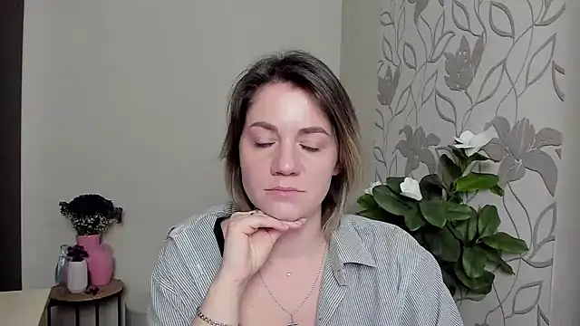 MariaSttone online show from 03.07.25