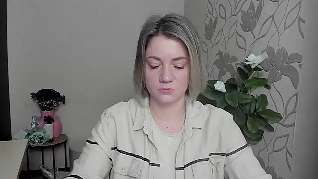 MariaSttone online show from 03.13.25