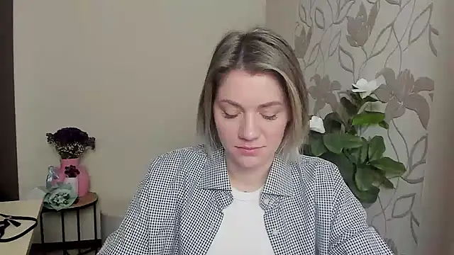 MariaSttone online show from 03.15.25