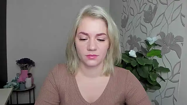 MariaSttone online show from 11.17.25