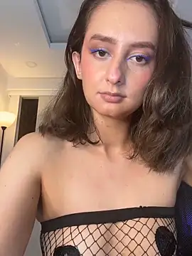 Snapshot of nicollefiorett chatting on 03.25.26 nicollefiorett online show from 03.25.26