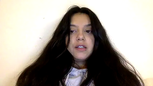 Snapshot of Mariasool chatting on 01.24.25 Mariasool online show from 01.24.25