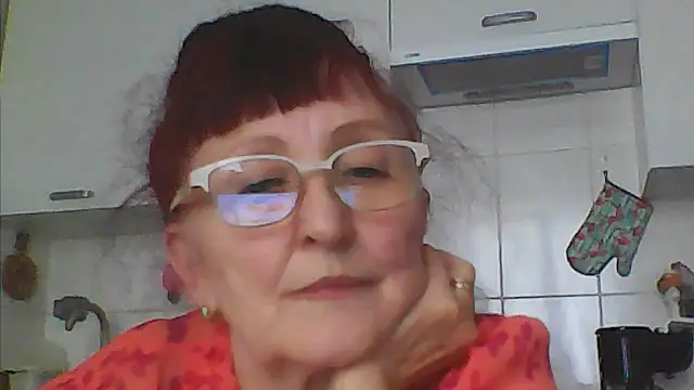 Snapshot of TanyaSweet634 chatting on 06.18.26 TanyaSweet634 online show from 06.18.26