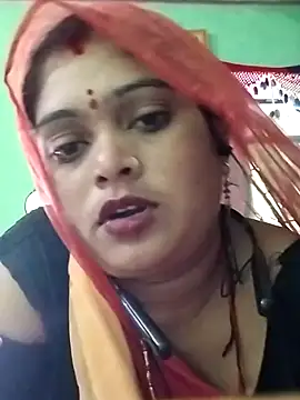 Snapshot of Chandni chatting on 09.11.25 Chandni online show from 09.11.25