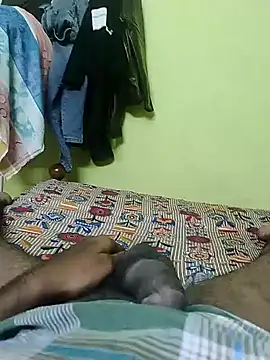 Snapshot of Tamilandteluguboy14 chatting on 12.21.24 Tamilandteluguboy14 online show from 12.21.24