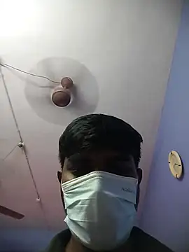 Snapshot of Tamilandteluguboy14 chatting on 03.22.25 Tamilandteluguboy14 online show from 03.22.25