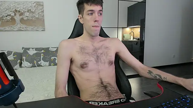 Snapshot of White_Dylan chatting on 12.20.25 White Dylan online show from 12.20.25