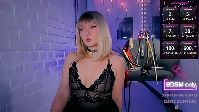 Snapshot of Sandralawrence chatting on 01.17.26 Sandralawrence online show from 01.17.26