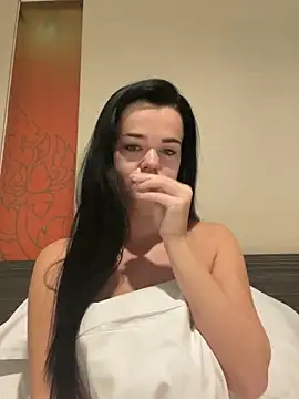 English-Chloe96 online show from 02.13.26