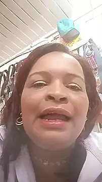 Snapshot of _violetta_- chatting on 02.26.25  violetta - online show from 02.26.25
