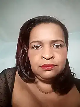 Snapshot of _violetta_- chatting on 03.08.25  violetta - online show from 03.08.25