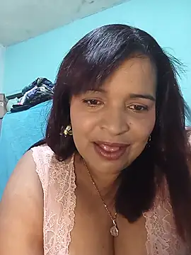 Snapshot of _violetta_- chatting on 08.10.26 violetta - online show from 08.10.26