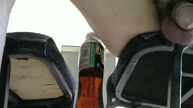 Snapshot of alkro63 chatting on 12.02.24 alkro63 online show from 12.02.24