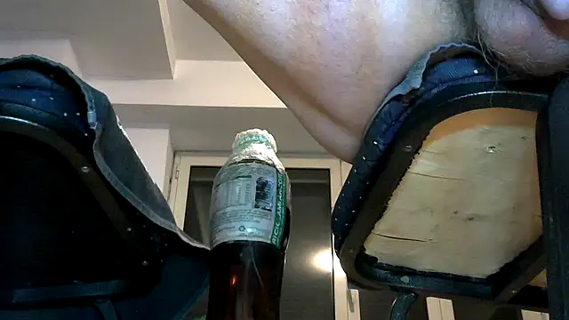 Snapshot of alkro63 chatting on 03.04.25 alkro63 online show from 03.04.25