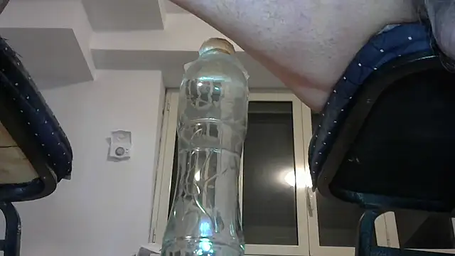 Snapshot of alkro63 chatting on 12.03.25 alkro63 online show from 12.03.25