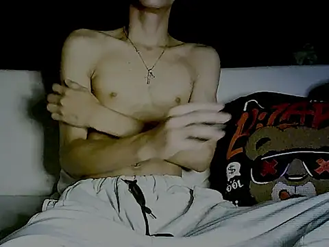 Snapshot of Key_198 chatting on 12.28.24 Key 198 online show from 12.28.24