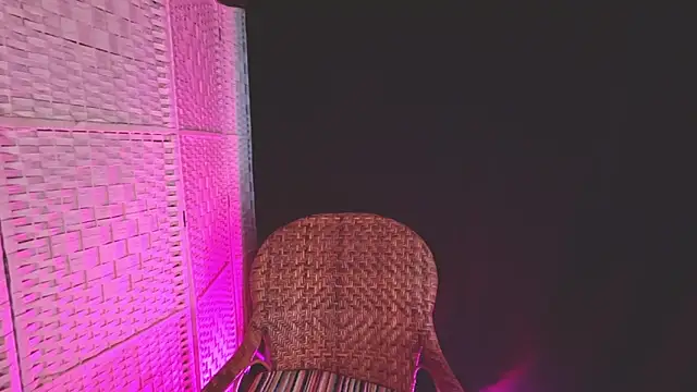 KayleyxEmily online show from 01.12.25