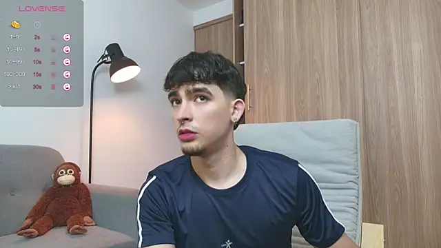 Snapshot of zenn_rush1 chatting on 02.28.25 zenn rush1 online show from 02.28.25