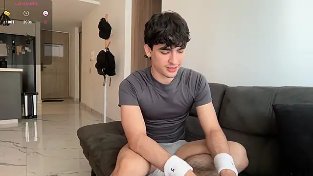 Snapshot of zenn_rush1 chatting on 10.02.25 zenn rush1 online show from 10.02.25