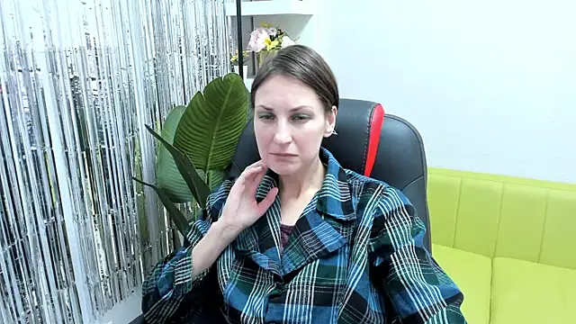 AuroraScript online show from 01.04.25