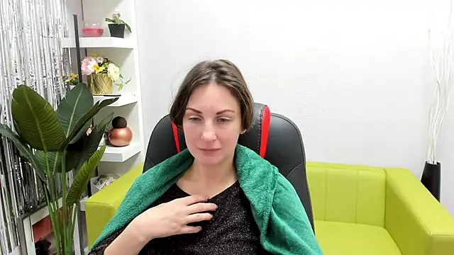 Snapshot of AuroraScript chatting on 01.18.25 AuroraScript online show from 01.18.25