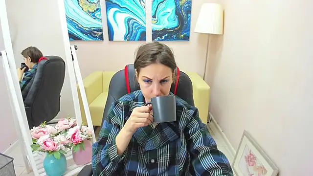 Snapshot of AuroraScript chatting on 01.27.25 AuroraScript online show from 01.27.25