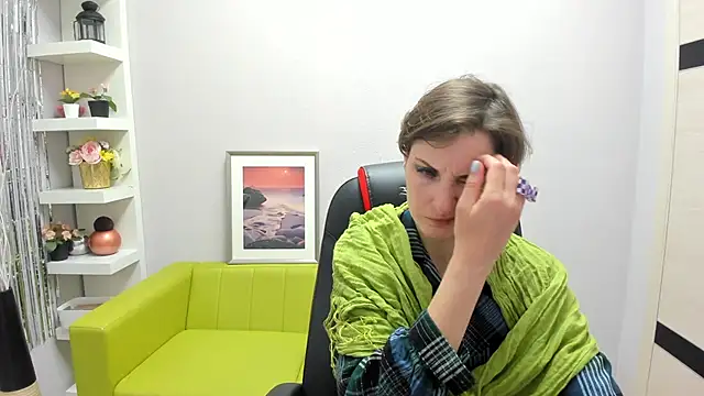 Snapshot of AuroraScript chatting on 02.26.25 AuroraScript online show from 02.26.25