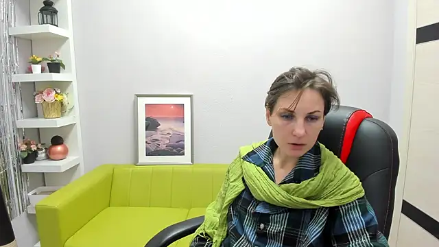 Snapshot of AuroraScript chatting on 02.27.25 AuroraScript online show from 02.27.25