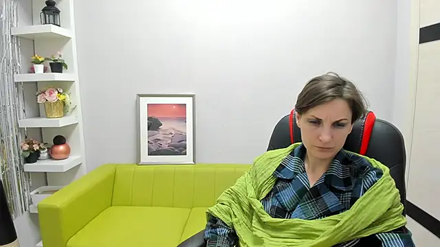 Snapshot of AuroraScript chatting on 02.27.25 AuroraScript online show from 02.27.25