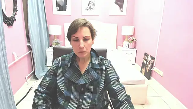 Snapshot of AuroraScript chatting on 03.08.25 AuroraScript online show from 03.08.25