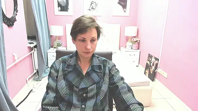 Snapshot of AuroraScript chatting on 03.09.25 AuroraScript online show from 03.09.25