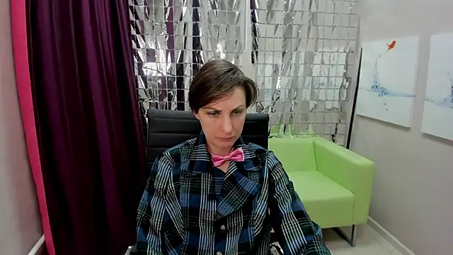 Snapshot of AuroraScript chatting on 03.17.25 AuroraScript online show from 03.17.25