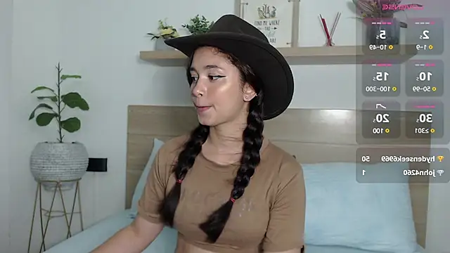 soy mariana  online show from 03.08.25