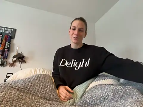 MissSwitch online show from 01.03.25