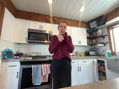 MissSwitch online show from 01.21.25