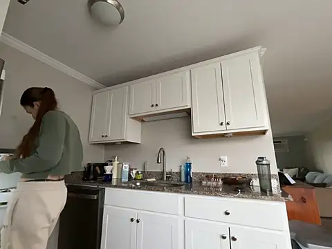 MissSwitch online show from 03.21.25