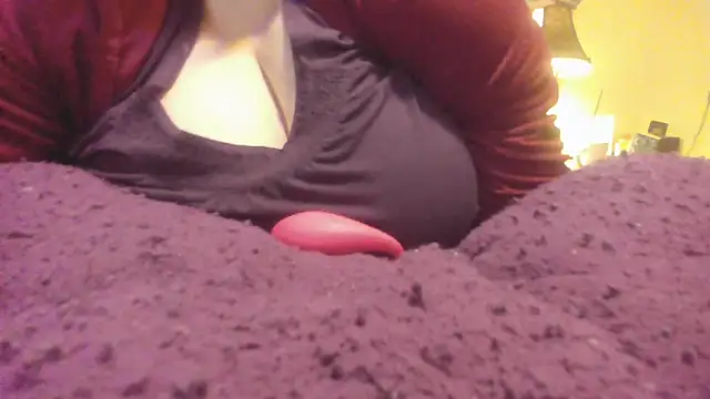 Snapshot of Alli_Kat chatting on 02.10.25 Alli Kat online show from 02.10.25