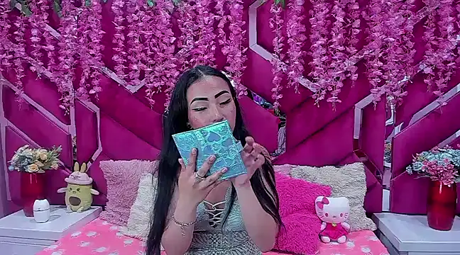 Snapshot of nathalia_pink chatting on 01.07.25 nathalia pink online show from 01.07.25
