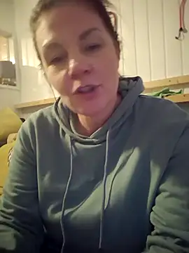 Snapshot of 420Curvybabe chatting on 01.16.25 420Curvybabe online show from 01.16.25