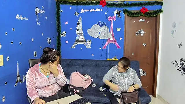 Luna Star Sl online show from 02.05.25