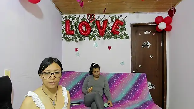 Luna Star Sl online show from 02.28.25